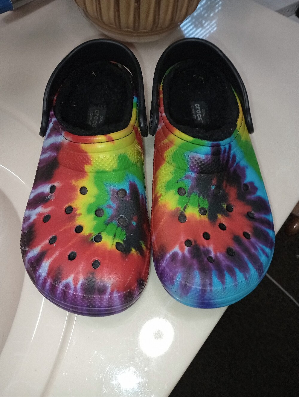 CROCS Lined Tie-Dye Clogs in Rainbow Colors